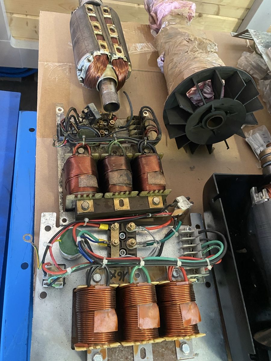 Generatori di corrente: Generator, Rotor, Notstromgruppe – Usato da Ebnat-Kappel venduto da Mech57 2