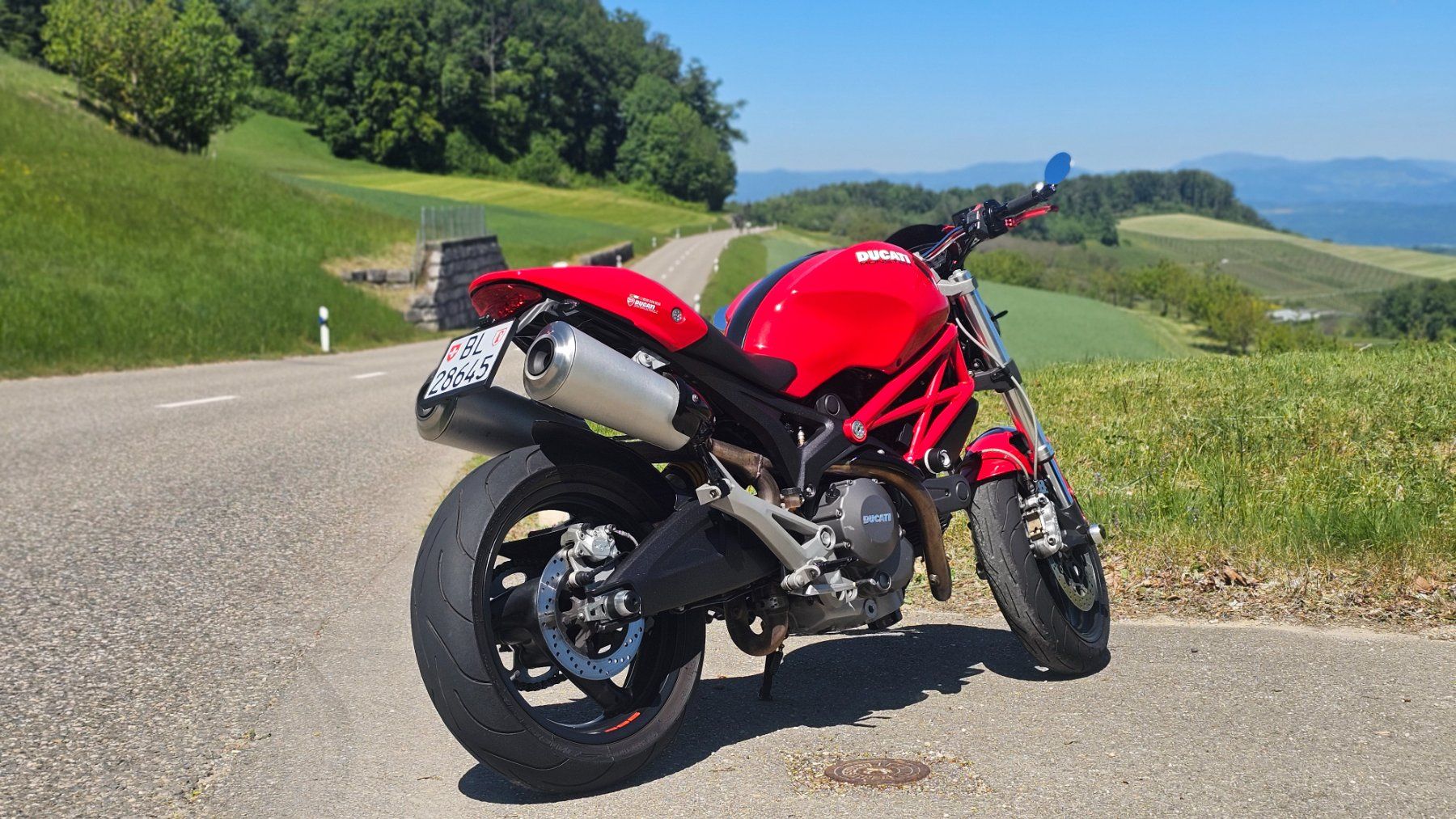 Ducati Strada: Ducati MONSTER 696 frisch ab MFK – Usato da Sissach venduto da Swagga 2
