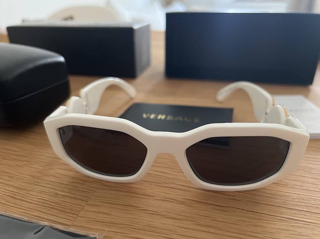 Occhiali & Lenti: Versace Sonnenbrille – Usato da Zürich venduto da SEri_5H