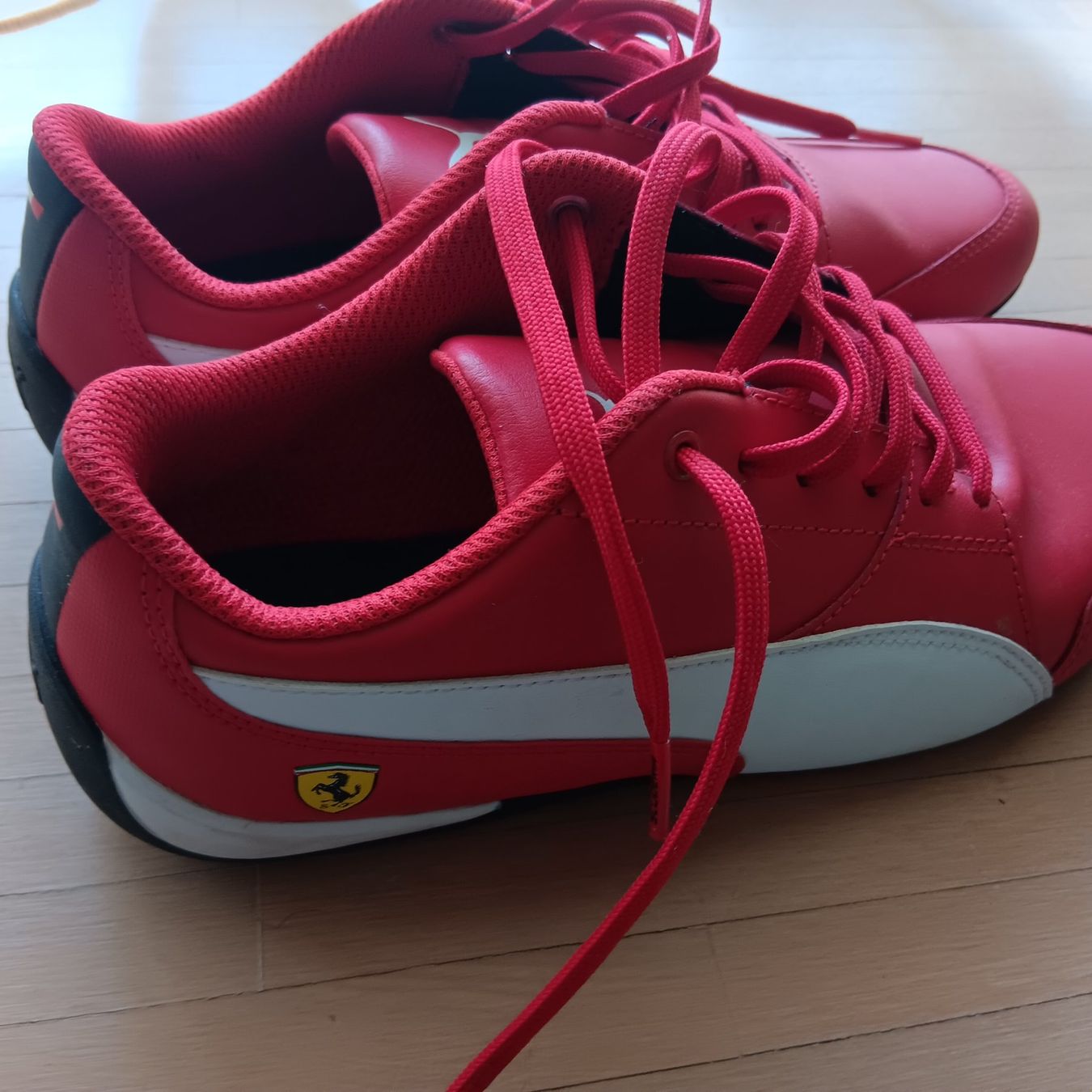 Scarpe per ragazzi: Puma Ferrari Turnschuhe Grösse 38 – Usato da Winterthur venduto da Maetthi20 1