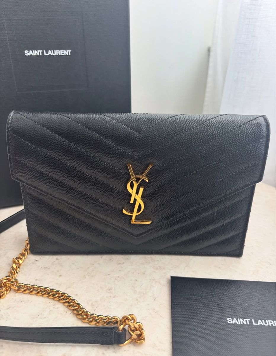Saint Laurent Borse da donna: Saint Laurent Cassandra Envelope Bag – Usato da St.Josefen venduto da lop_lh8d 1