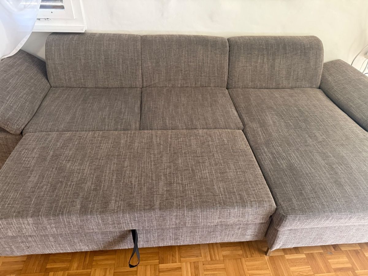 Sofas: Ecksofa mit Récamiere & Bettfunktion – Gebraucht aus Hägglingen von Raff_Ella 1