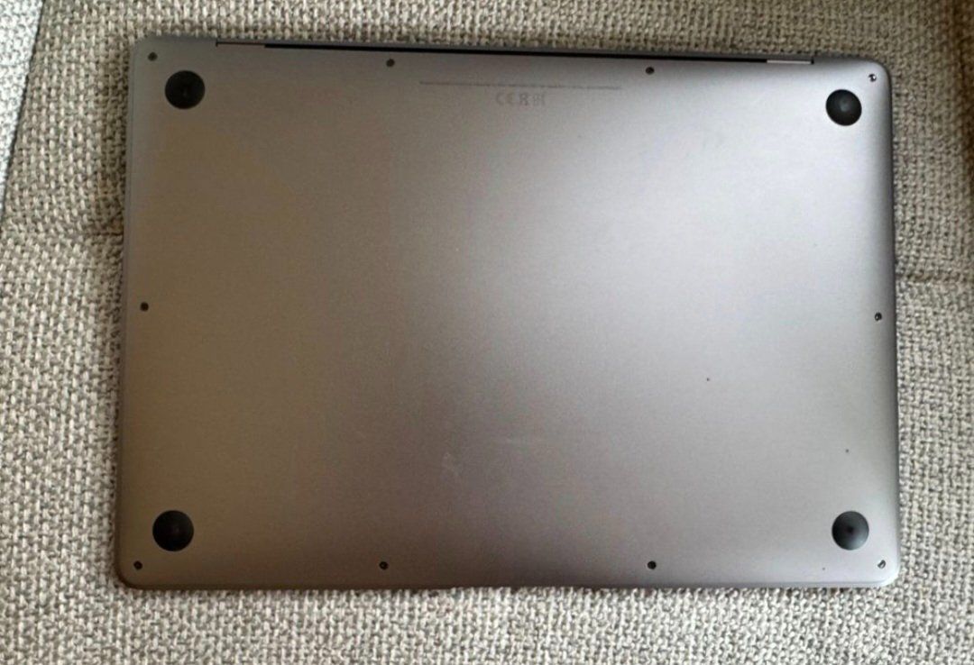 Apple Notebook: MacBook Air Retina 2018 , 13 – Usato da Genève venduto da chay.1 3