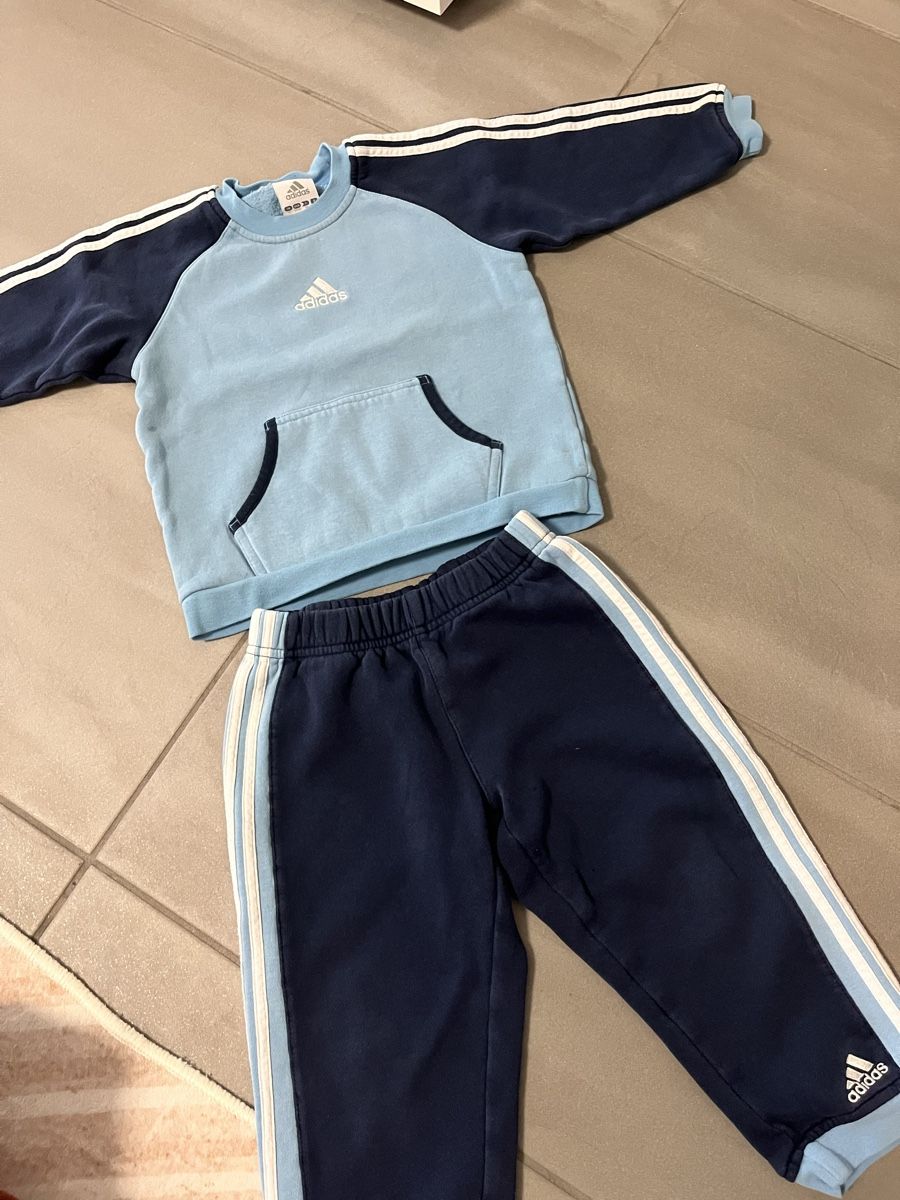 Adidas Lotti & Set di vestiti: Adidas Trainingsanzug 98 – Usato da Agno venduto da me_me_me