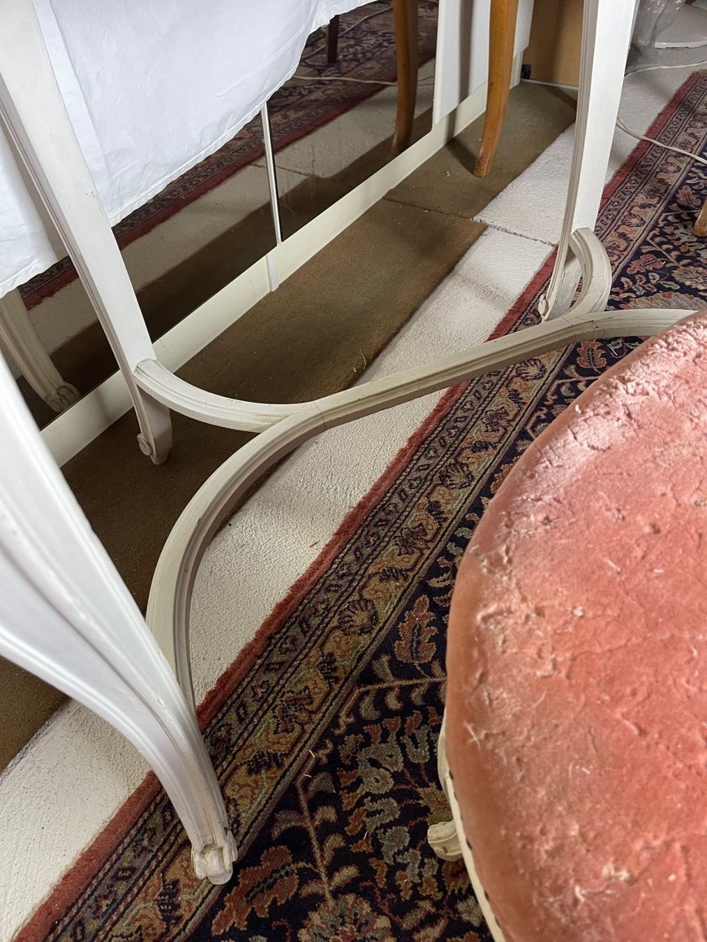 Schminktische: Coiffeuse style Louis XVI avec tabouret et table d'appoint – Gebraucht aus La Croix (Lutry) von Sporades 6