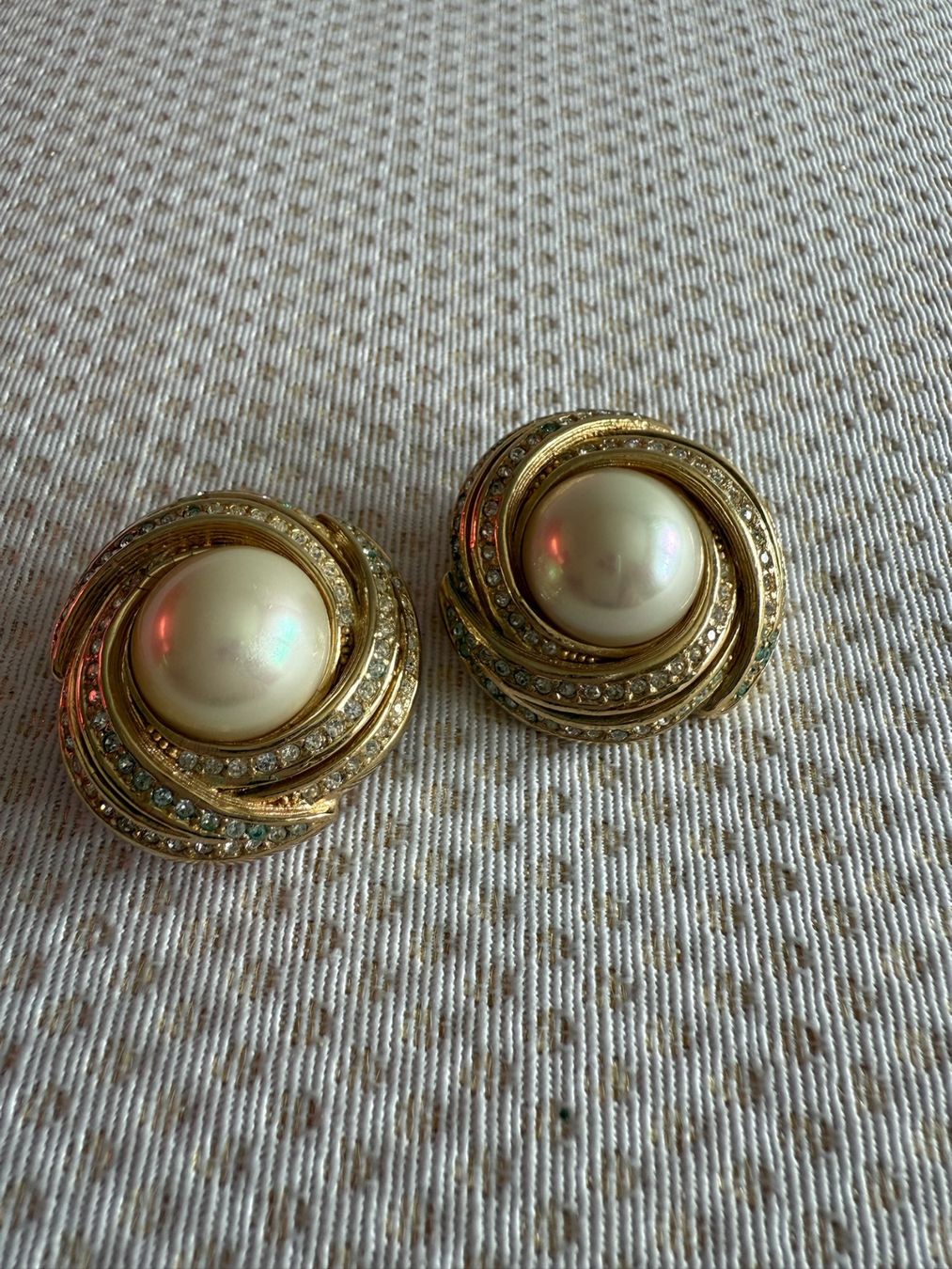 Dior Orecchini pendenti & Orecchini a lobo: Christian Dior - Boucles d'oreille – Usato da Sion venduto da accroshoes