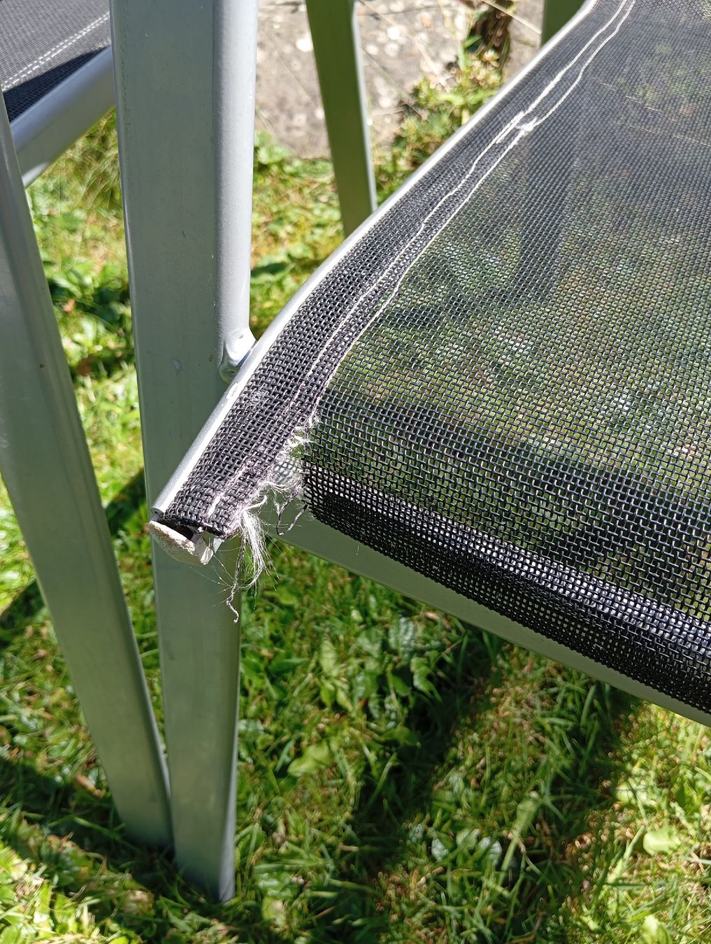 Stühle: 4 Gartenstühle Stapelbar, Alu/Textil – Gebraucht aus Tobel von Jorca 1