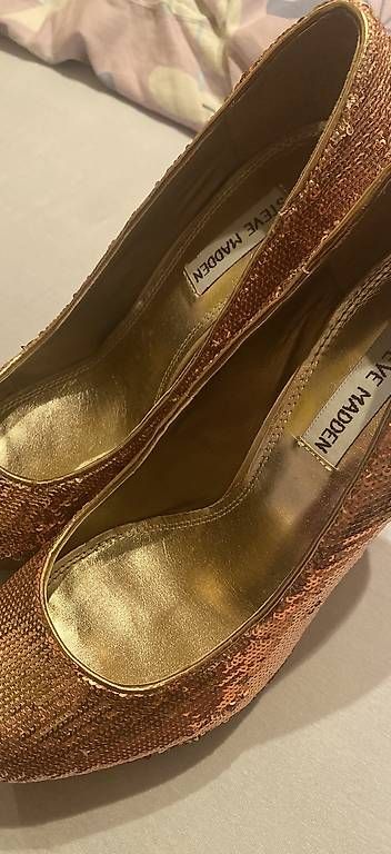 Scarpe da donna: SteveMadden Paieten Pumps – Usato da Steffisburg venduto da bellezza_unica