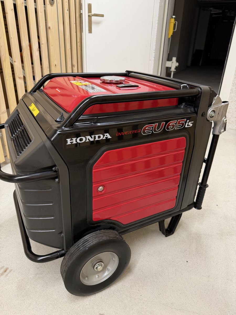 Honda Stromgeneratoren: Honda Stromgenerator EU 65 is Fast Neu.. – Gebraucht aus Regensdorf von Dani.Al 4