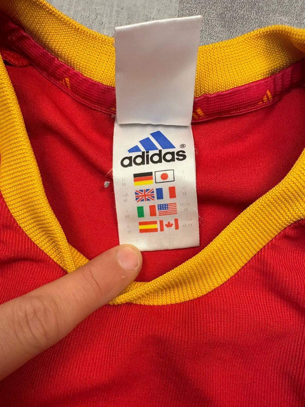 Adidas Leibchen & Hosen: Original Spanien 2002/04 Heimtrikot - Grösse M – Neu (gemäss Beschreibung) aus Werdenberg von hase.vintage 5