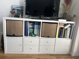 Kallax Regal weiss 4x2 Fächer gut erhalten
