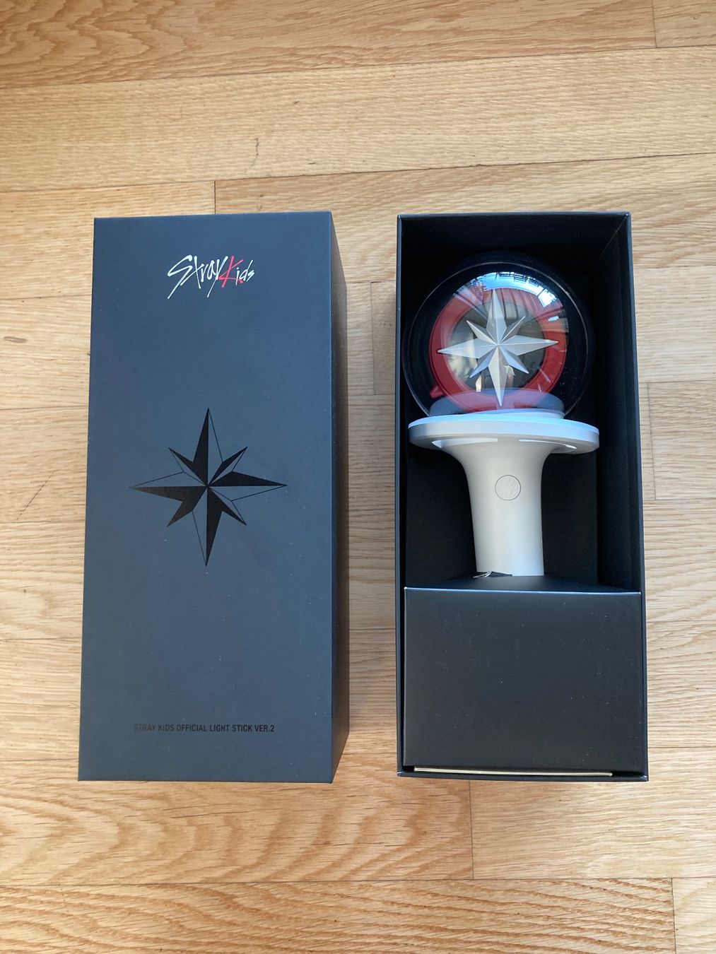 Lampade: Stray Kids Official Lightstick ver. 2 – Nuovo (secondo la descrizione) da Opfikon venduto da weilor