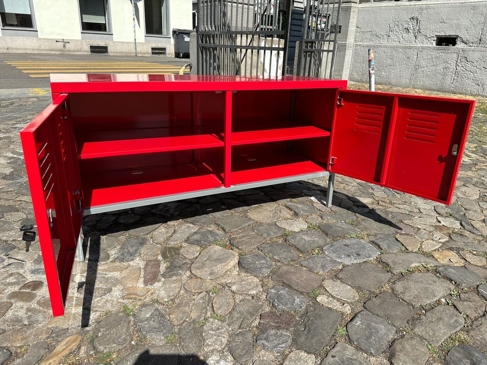 Ikea PS Metallschrank Schuhschrank rot Kaufen auf Ricardo