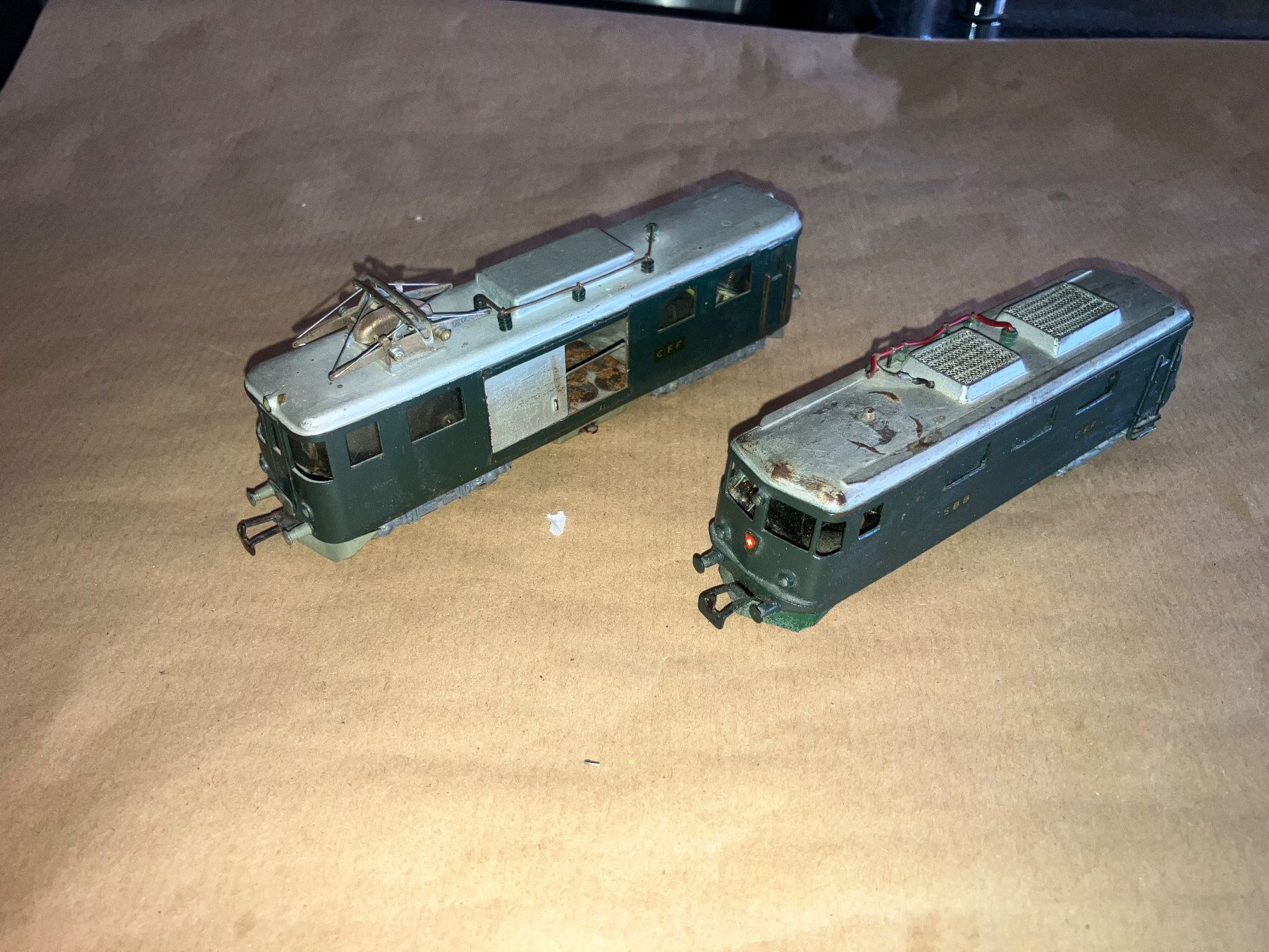 Modellini di ferrovie: Re 4/4'' und De 4/4 Eigenbau/Werkstattmodelle – Difettoso da Bütschwil venduto da Semaphor