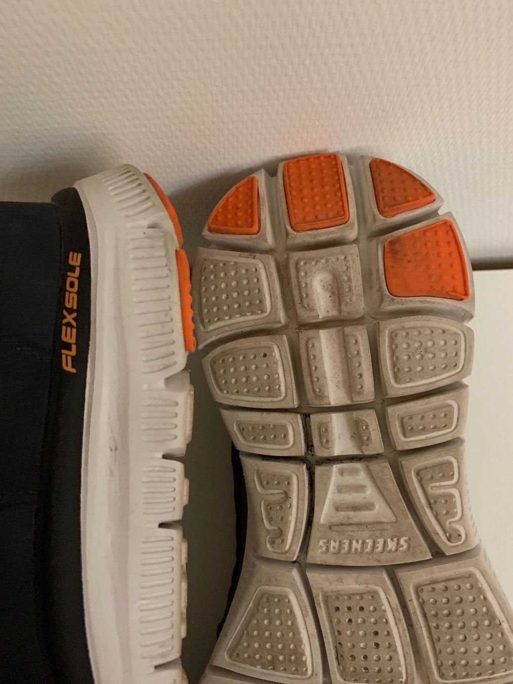 Skechers Scarpe da uomo: Turnschuhe SKECHERS – Usato da Zürich venduto da ThaliaL 6