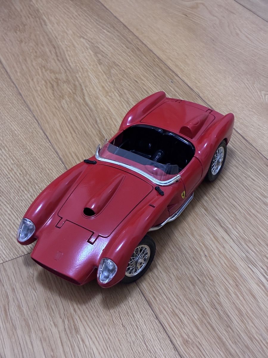 Ferrari Modellini d'auto: 1957 Ferrari 250 Testa Rossa 1:18 – Usato da Montagnola venduto da ciain67 5