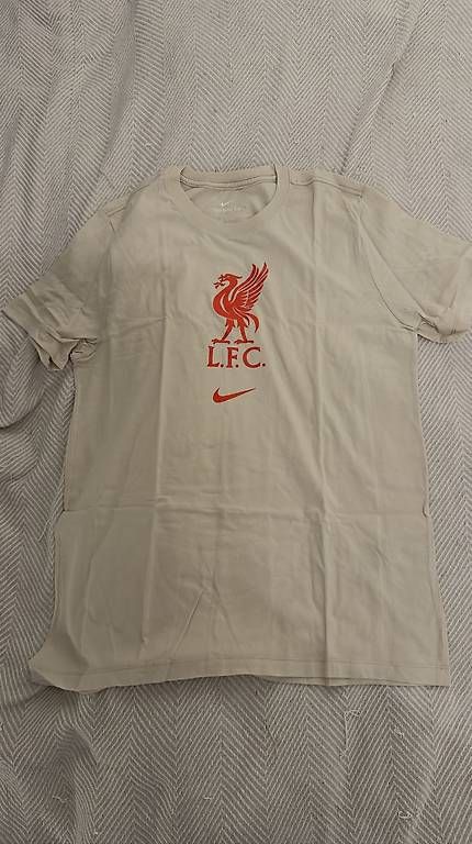 Canottiere & Pantaloni: FC Liverpool Shirt  – Usato da Brunnen venduto da sea_c7bm