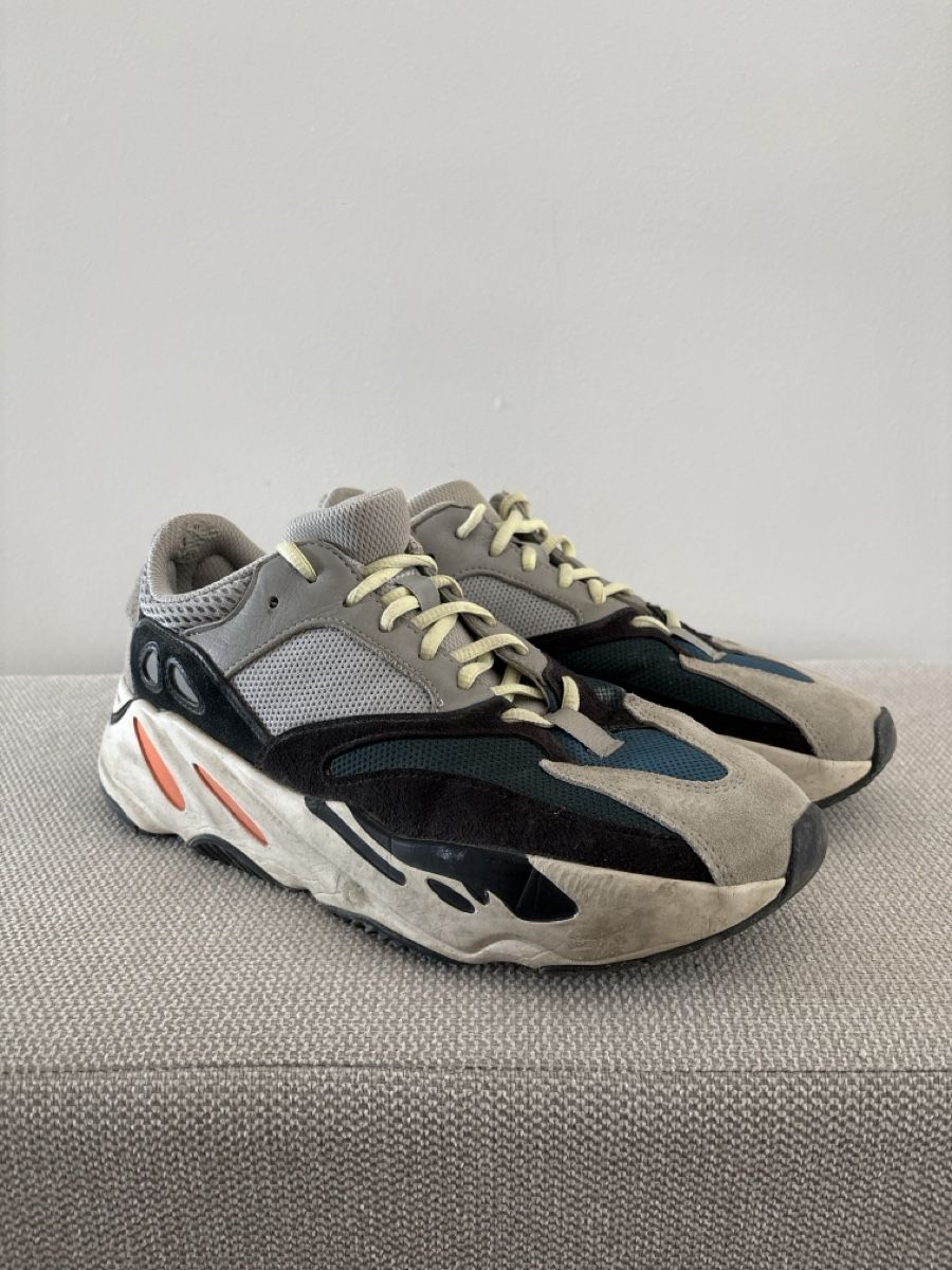 Adidas Scarpe da uomo: Yeezy Boost 700 Wave Runner Grösse US 9 / EU 42 2/3  – Usato da St. Gallen venduto da CAM-98