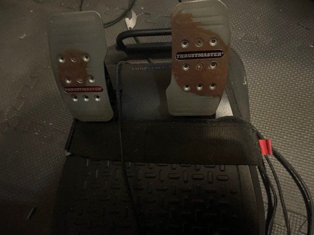 Thrustmaster Controller: Thrustmasters T300RS Lenkrad + PlaySeat Challenge Sim Racing – Gebraucht aus Wollerau von mik_g7hc 4