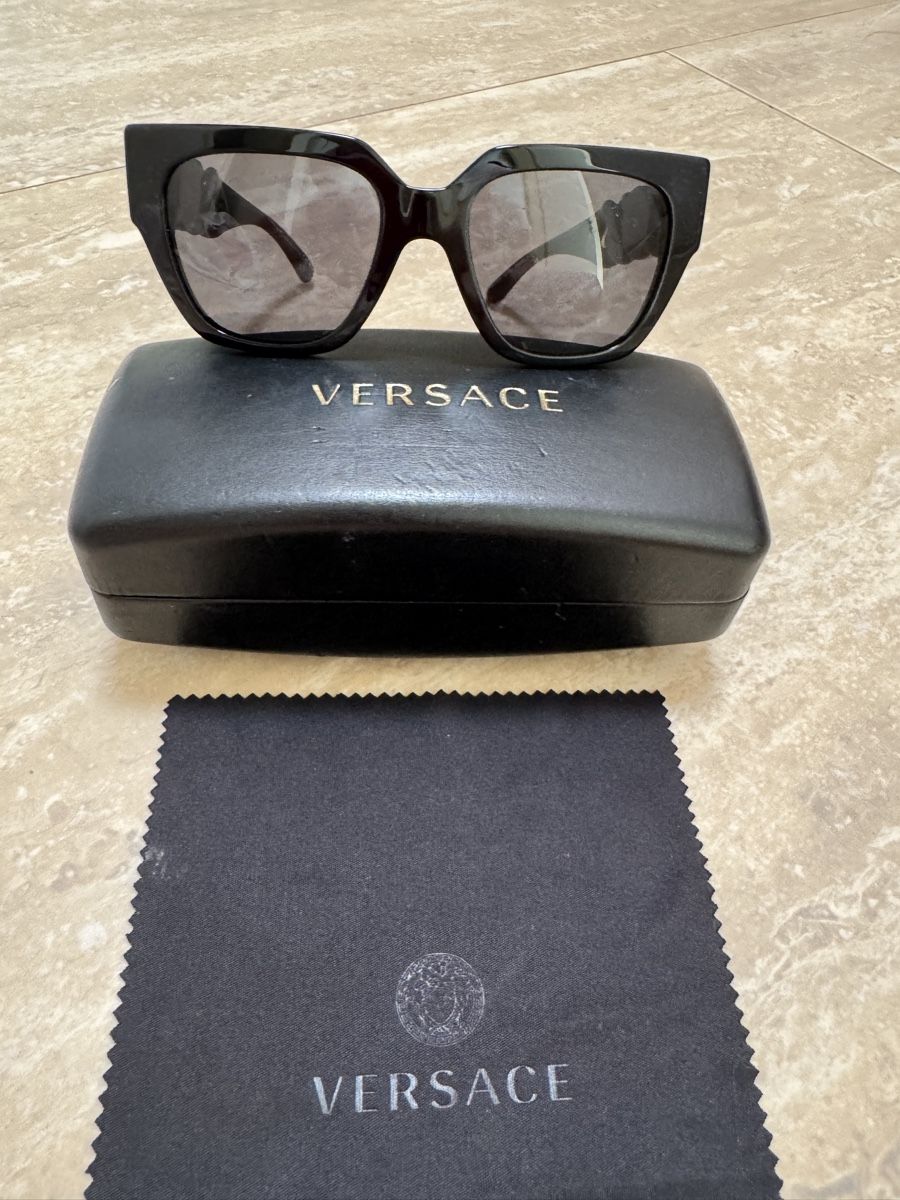 Versace Occhiali & Lenti: Versace Sonnenbrille Orginal – Usato da Regensdorf venduto da weiningerl
