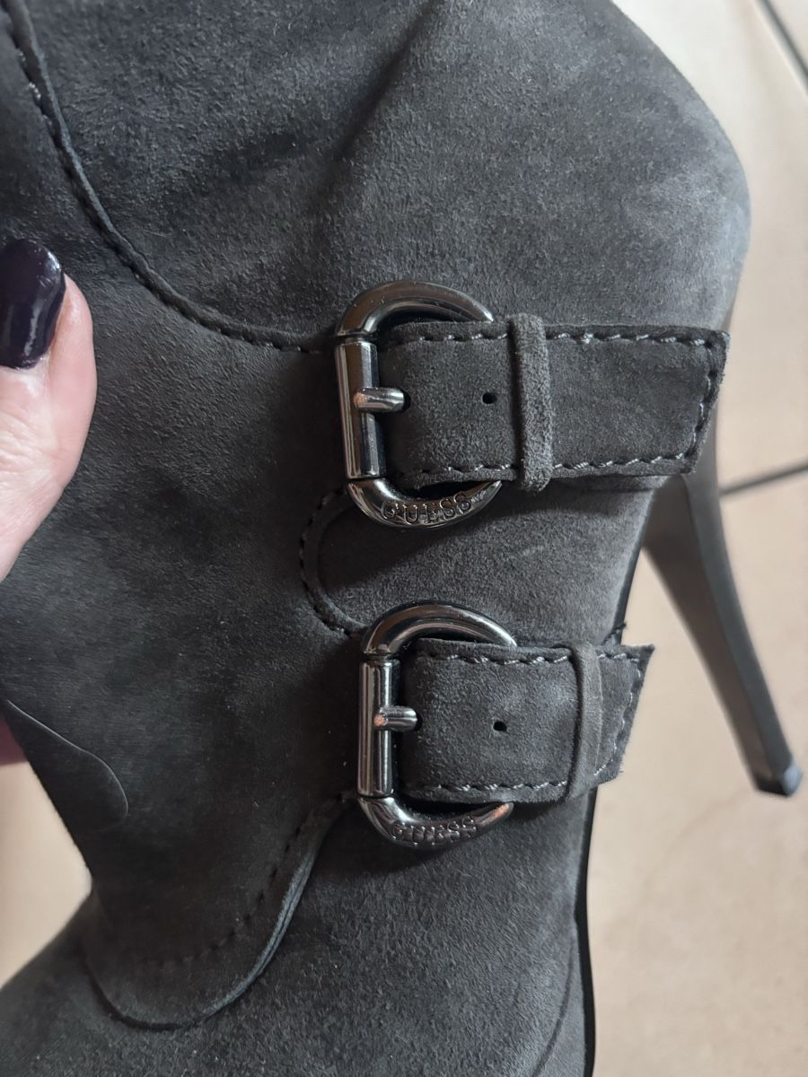 Guess Scarpe da donna: Bottines Guess – Usato da Saxon venduto da Mel_b224 1