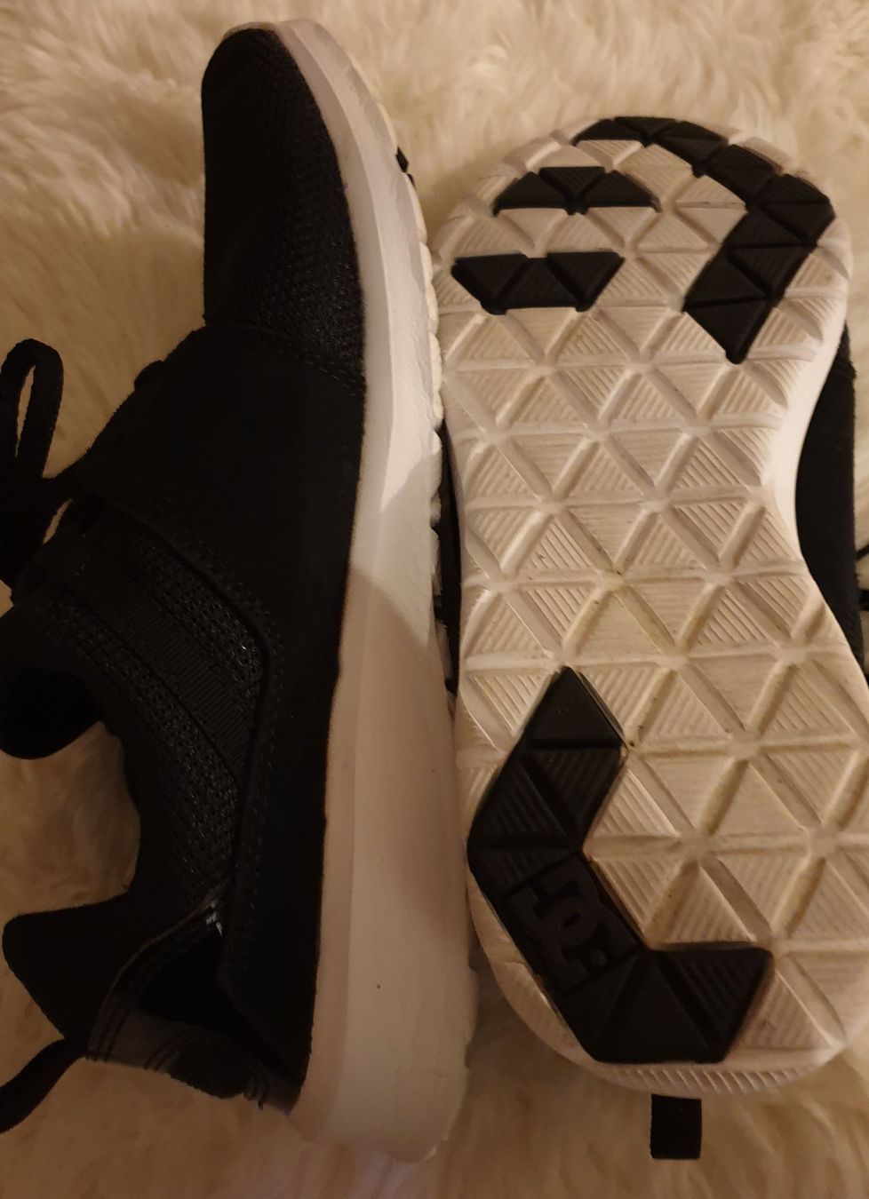 Scarpe da donna: DAMEN SCHUHE – Usato da Thun venduto da Vecgou 3