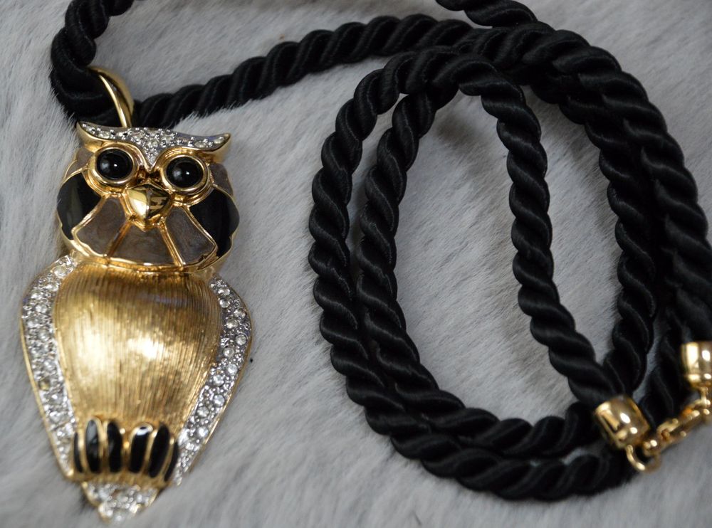 Pendentif Pierre Lang En Alliage Argenté Gris - Bijou Occasion Avec Micro-rayures