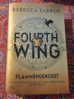Rebecca Yarros: Fourth Wing Flammengeküsst (2023, gebunden)