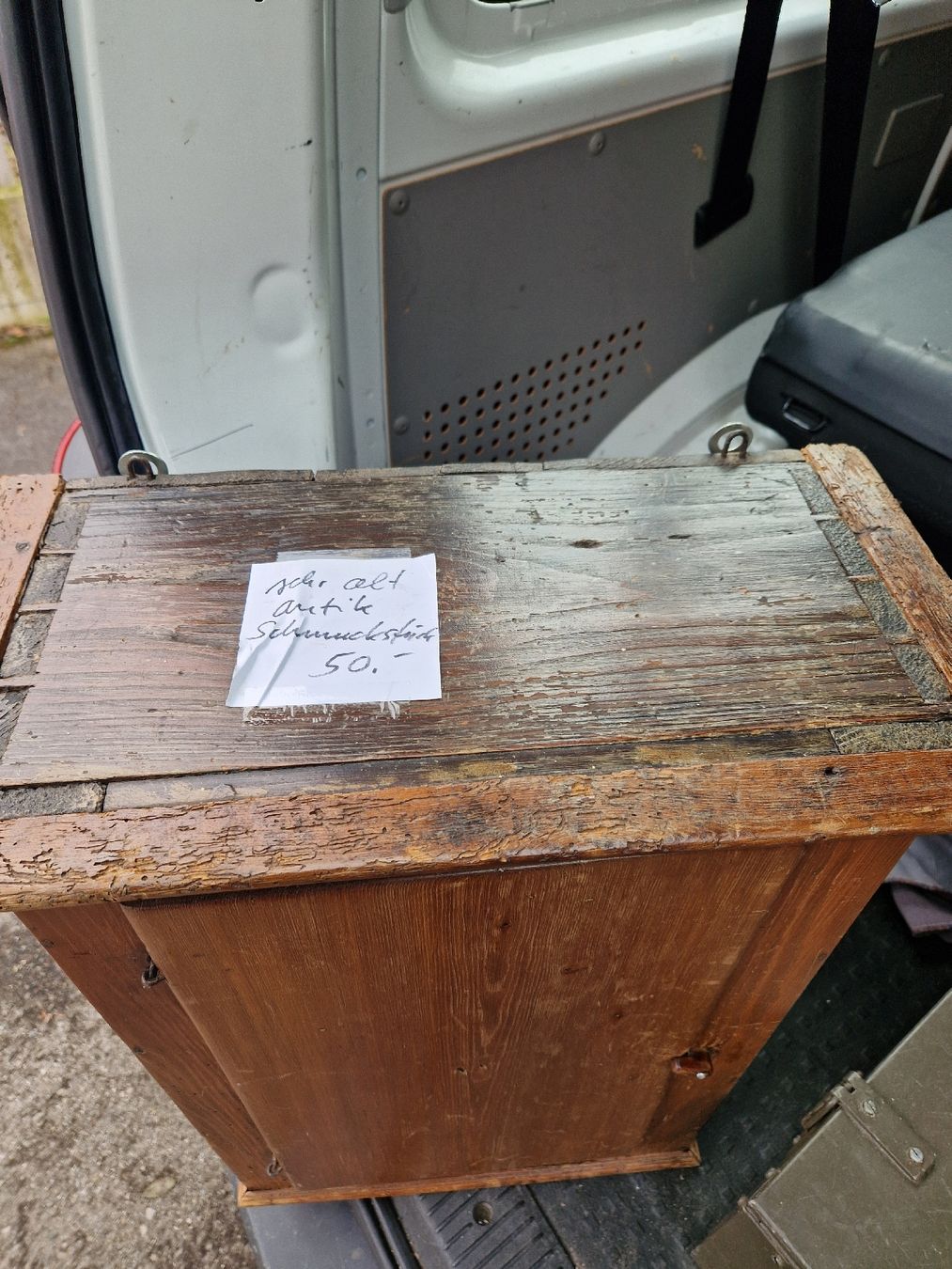 Schränke: Holzschränkli, Höhe 68 cm. – Gebraucht aus Mörigen von Clio111 4