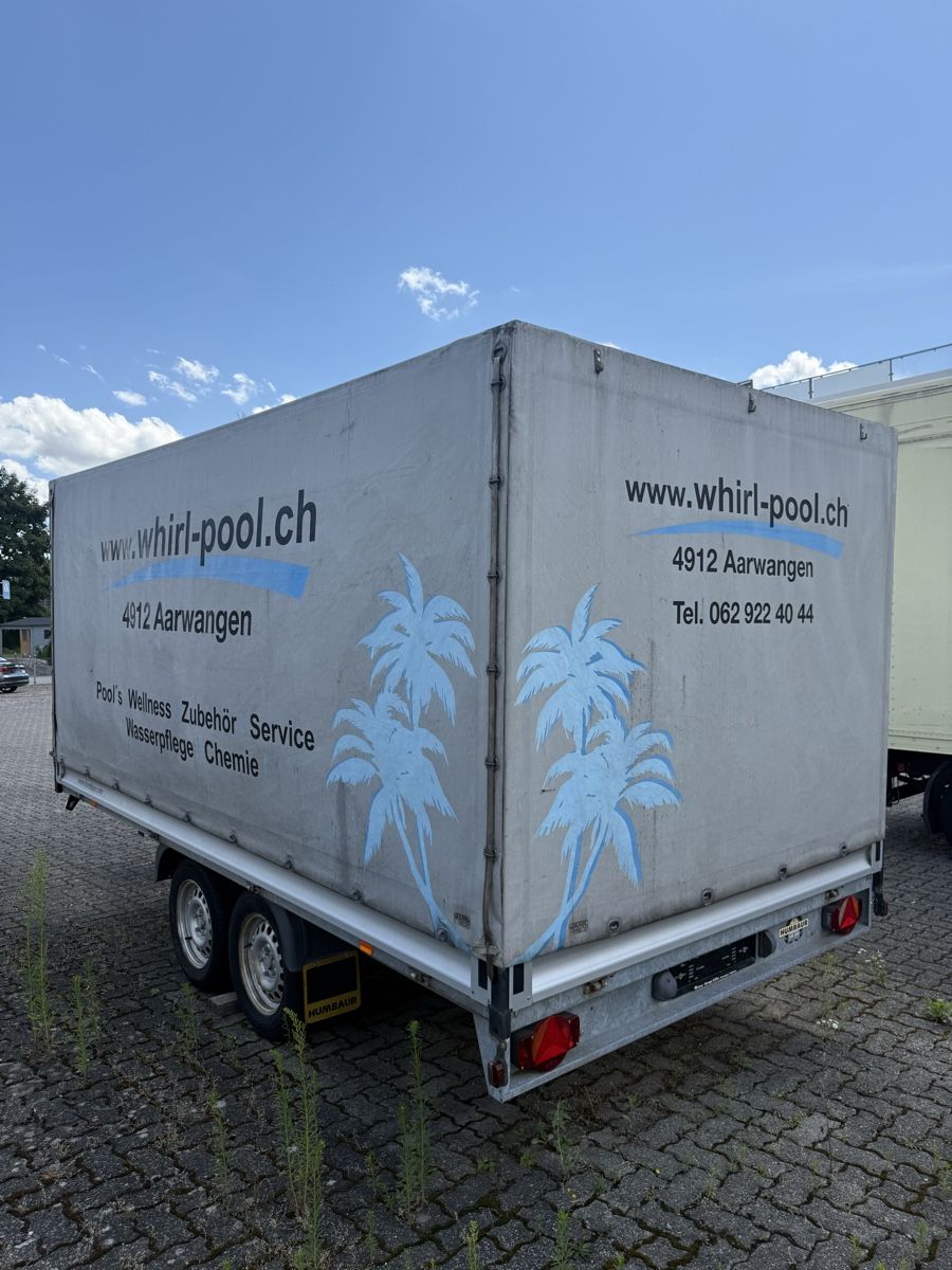 Humbaur Rimorchi: Anhänger Hochlader mit Blache – Usato da Solothurn venduto da Gnaraloo