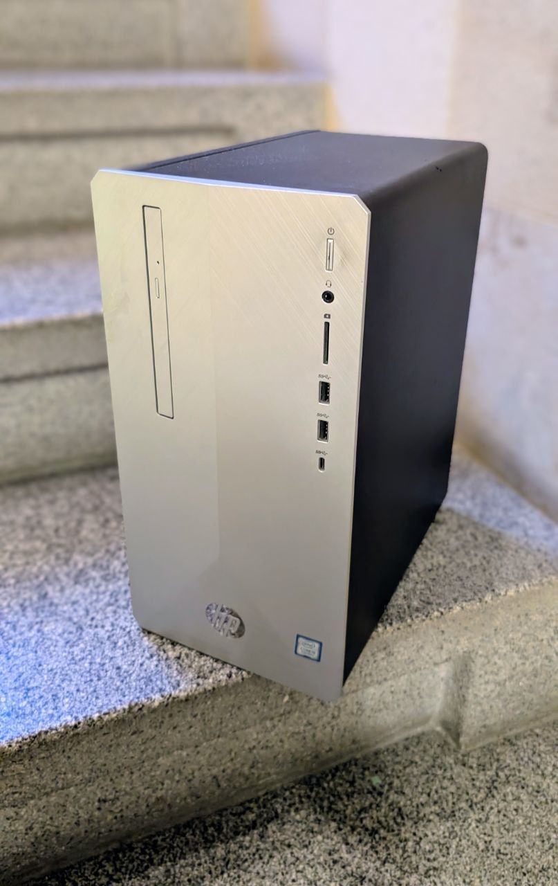 Hewlett Packard PC: Ordinateur HP Pavilion Desktop 564 – Usato da Pully venduto da FlorWoll
