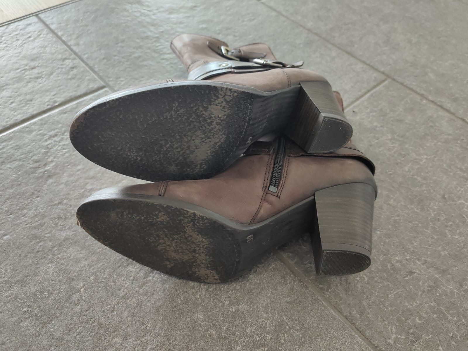 Roberto Santi Scarpe da donna: Damenstiefel Roberto Santi – Usato da Birmensdorf ZH venduto da mku_9qbw 2