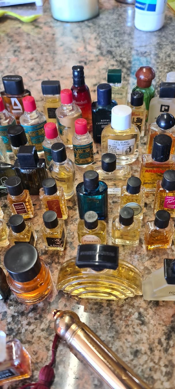 Parfum & Eau de Toilette: parfum miniatur – Gebraucht aus Bellerive VD von Hermes5 3
