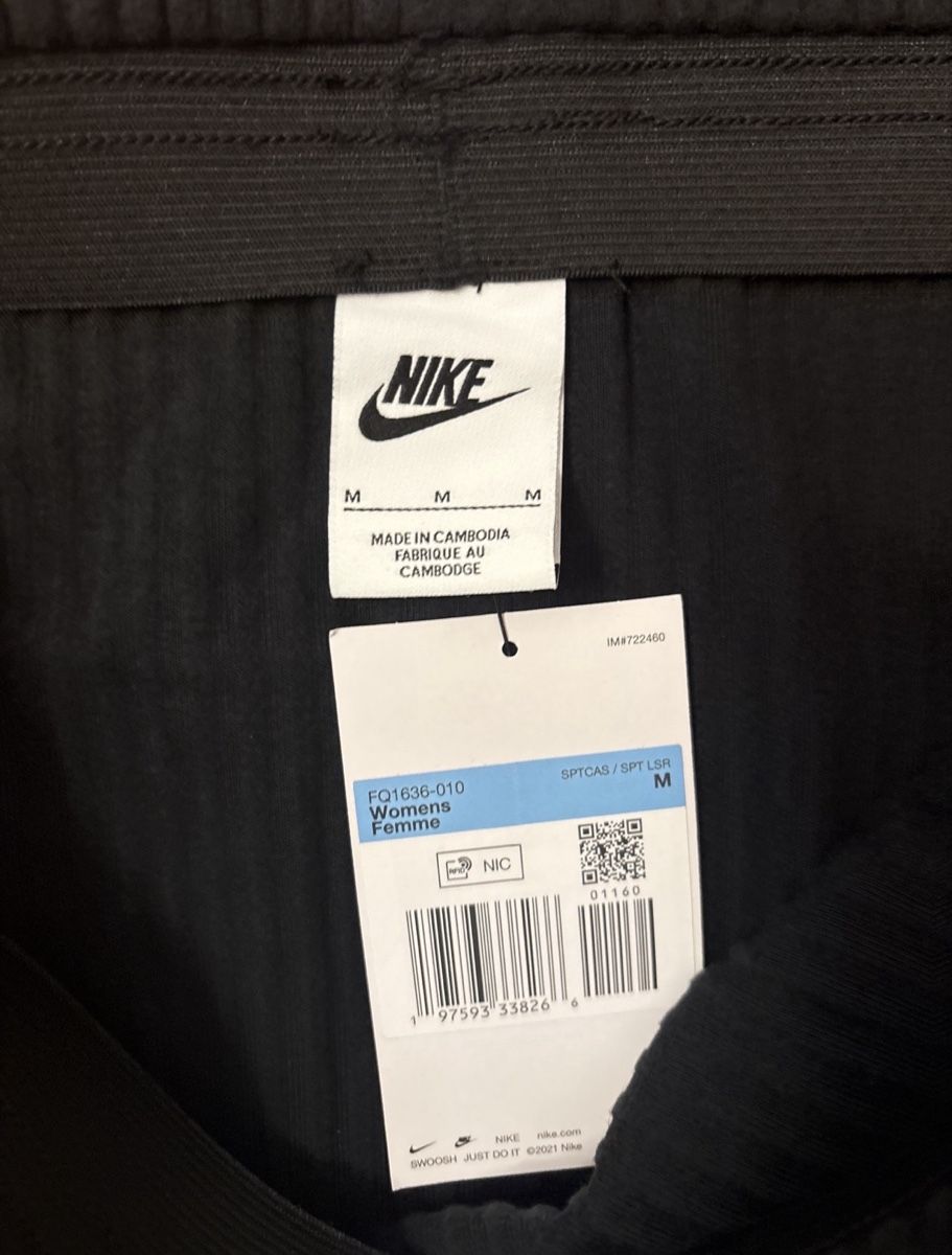 Nike Gonne: Midirock NIKE – Nuovo e nell'imballaggio originale da Dietikon venduto da tsela77 3