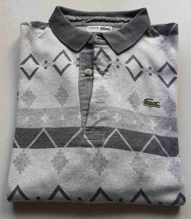 Pull Lacoste gris taille M