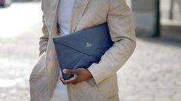 Leder-Mappe blau für Laptop bis 13 Zoll