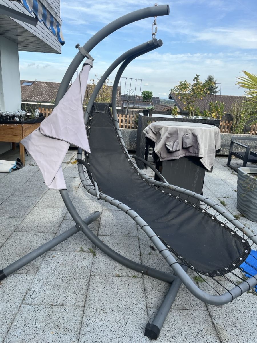 Sièges suspendus: Hängeliege mit Sonnendach, grau – D'occasion à Seon par Sonnenblume95