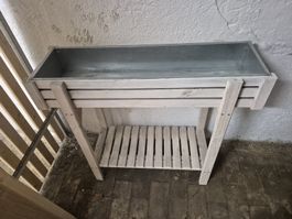 Bordure de jardin bois et zinc avec étagère bon état