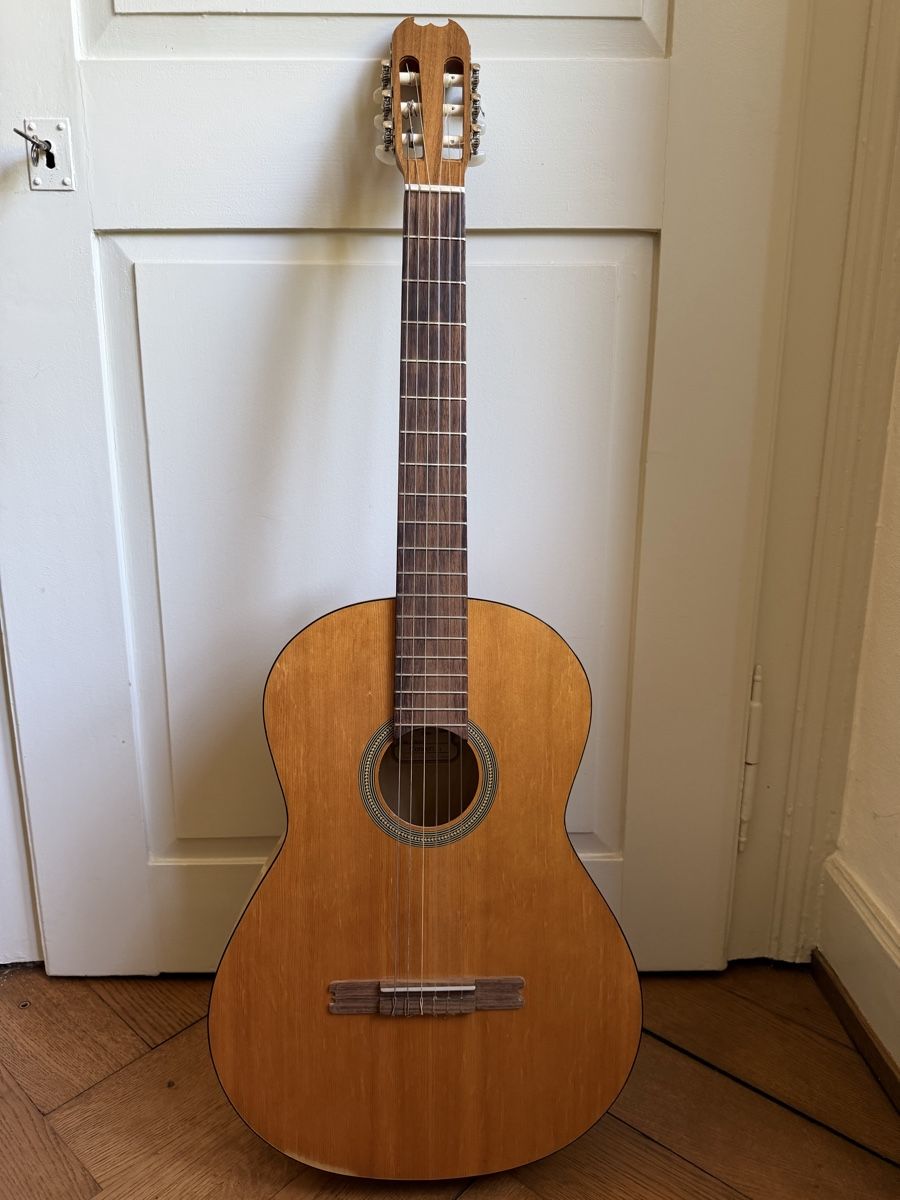 Strumenti musicali: Klassische Gitarre, inklusive Tasche! – Usato da Zürich venduto da rf_fr