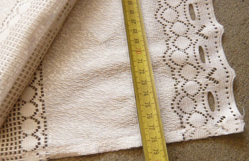 Tende: 2 Vorhänge 80 x 40-44 cm – Usato da Ruggell venduto da Btt 2