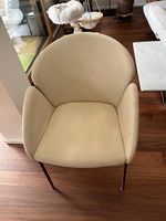 6 chaises de salle a manger en bon état