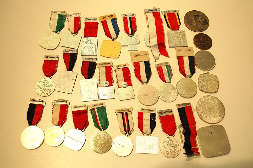 Medaillen: Sammlung Schweizer Schützenmedaillen 1960er - 1990er – Gebraucht aus Solothurn von Mi-cardo 2