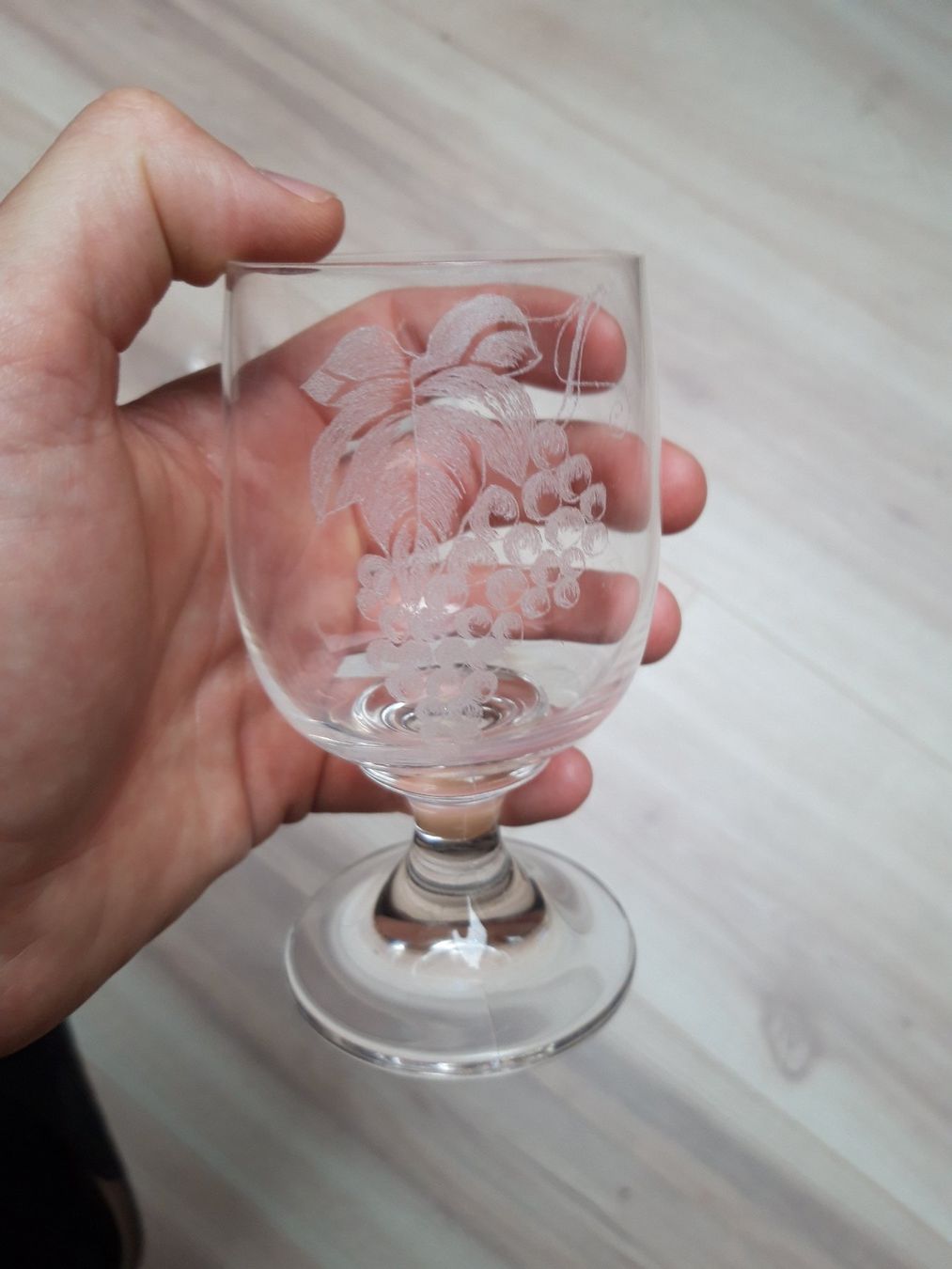 Bicchieri: 4 Weingläser mit Gravur – Usato da Lauerz venduto da betsan666 1
