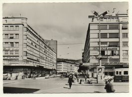 BIEL Bahnhofplatz, Auto, Tram