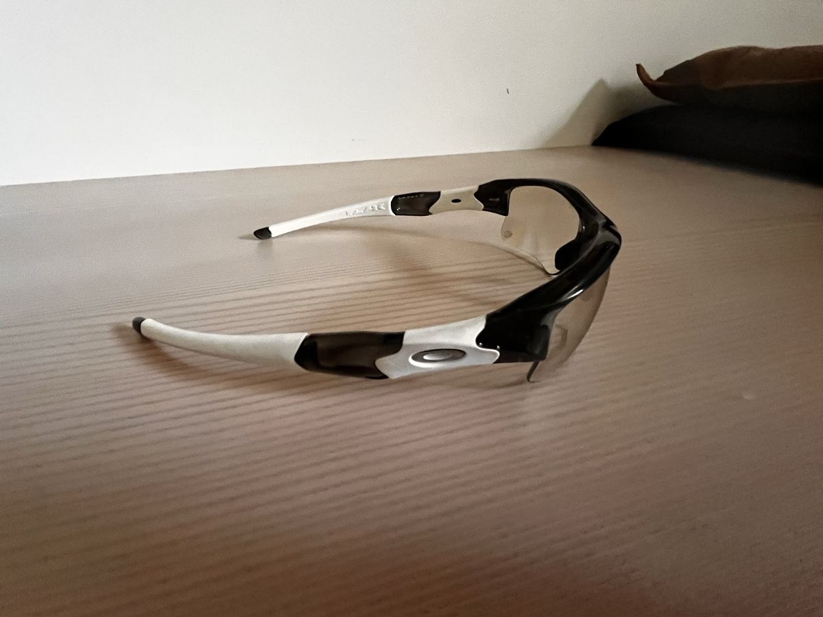 Oakley Occhiali & Lenti: Oakley Flak - Sportsonnenbrille – Usato da Illnau venduto da Anook05 2