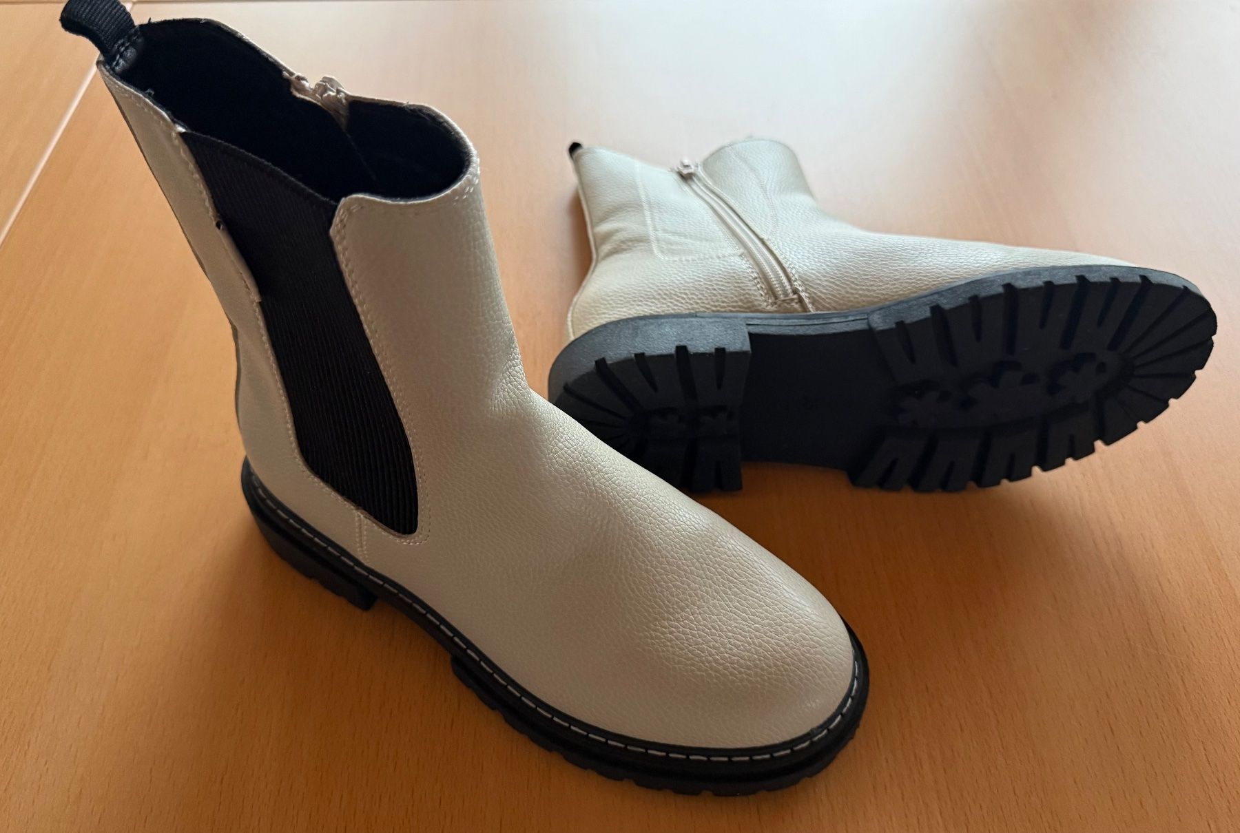 Esprit Scarpe da donna: Damen Stiefelette Grösse 35/36 – Nuovo (secondo la descrizione) da Wallbach venduto da 10merlin 2
