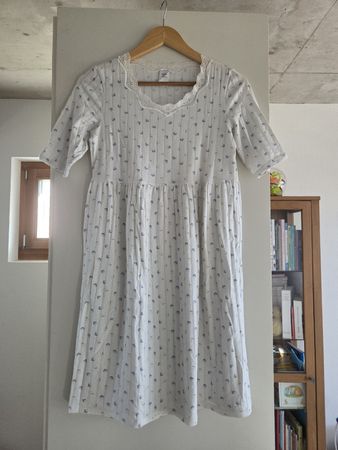 NEU Calida Nachthemd Blumenmuster Weiss Gr. XS