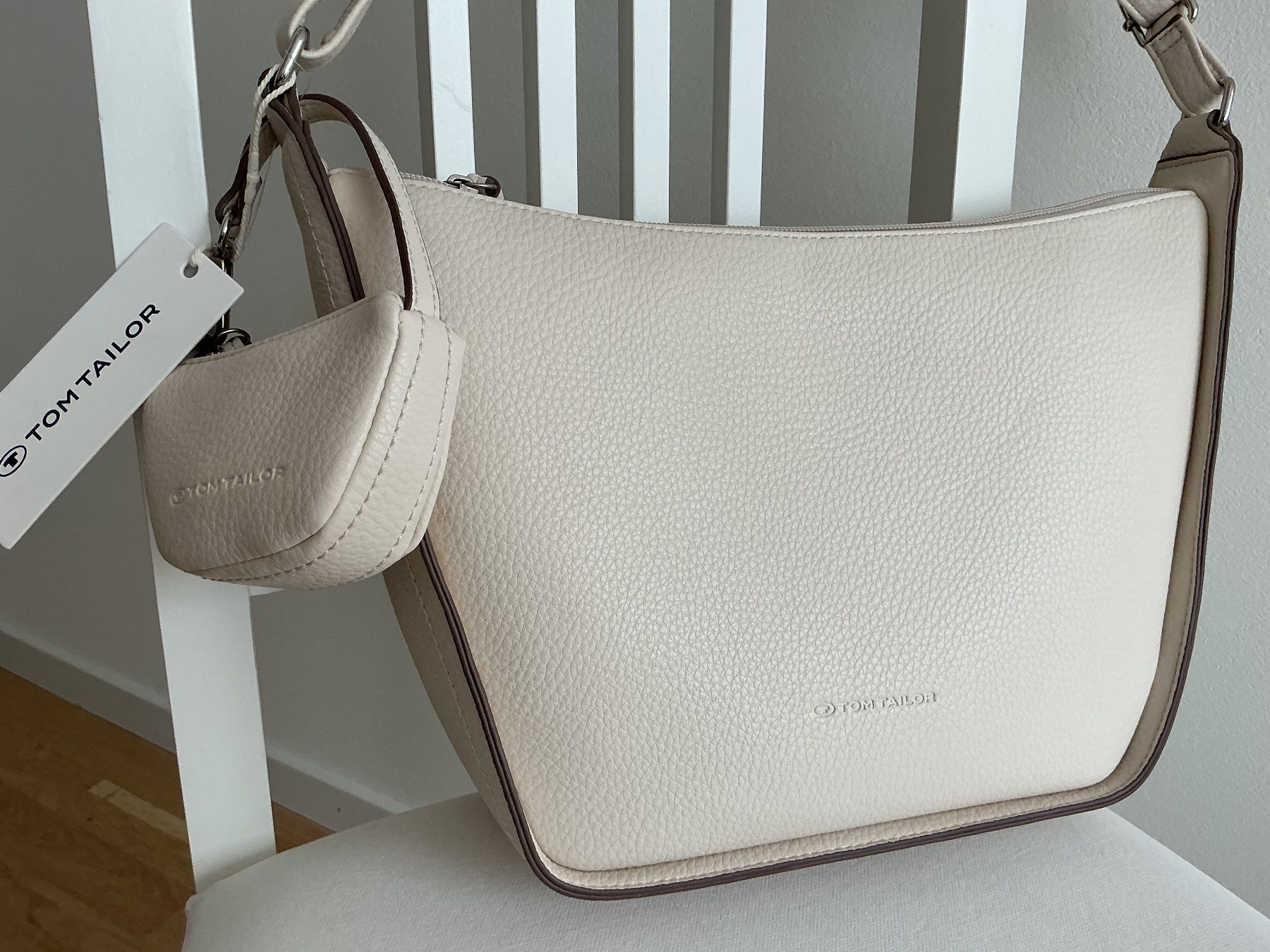 Tom Tailor Taschen für Damen: Tasche Tom Tailor wunderschön neu – Gebraucht aus Rudolfstetten von Foxj 2