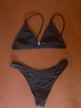 Neues schwarzes Bikini! Grösse S, Träger verstellbar