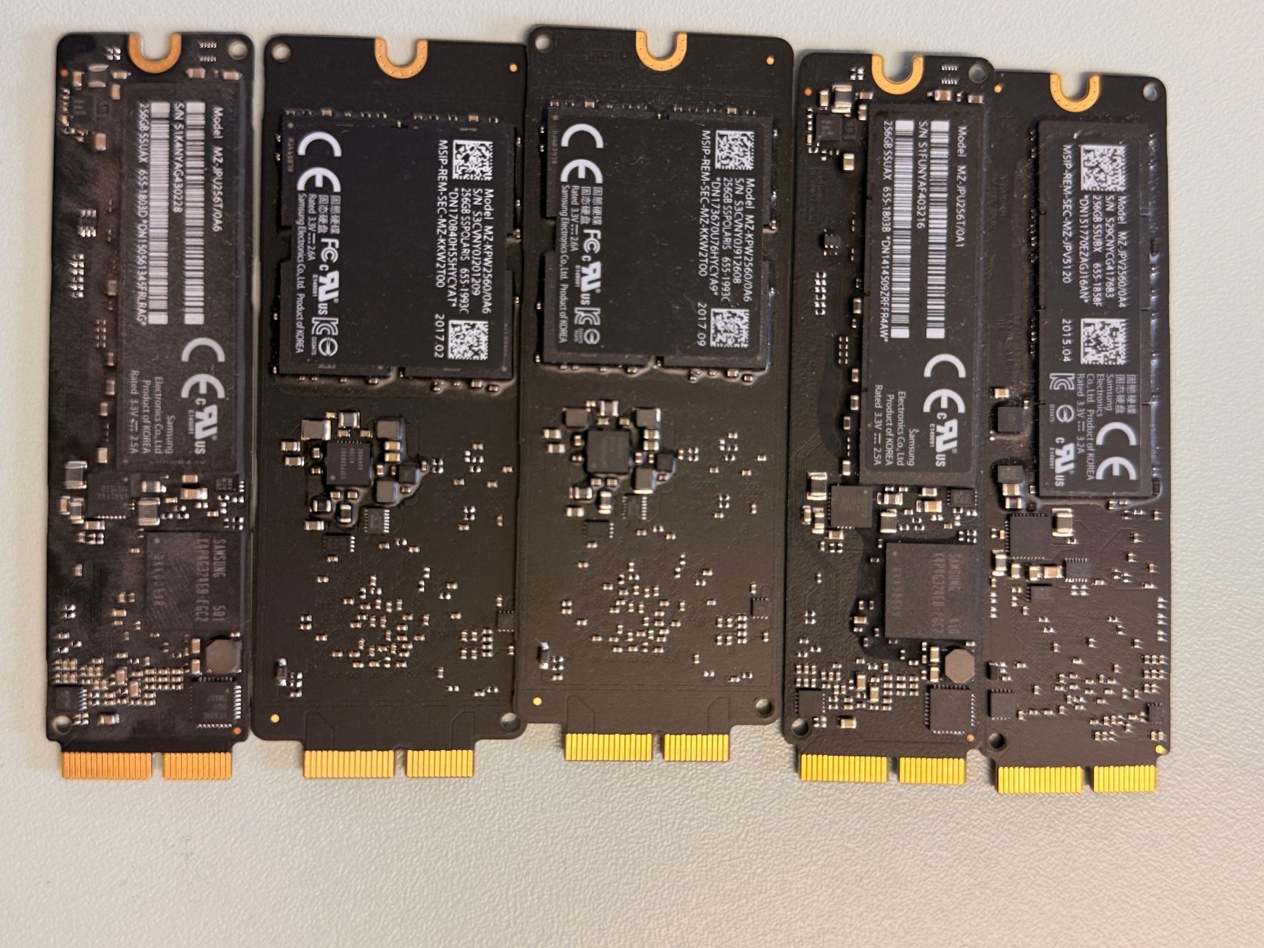 Dischi rigidi: 5xApple Flash SSD 256GB  - Schneller Versand! – Usato da Frauenfeld venduto da mac_c7jc